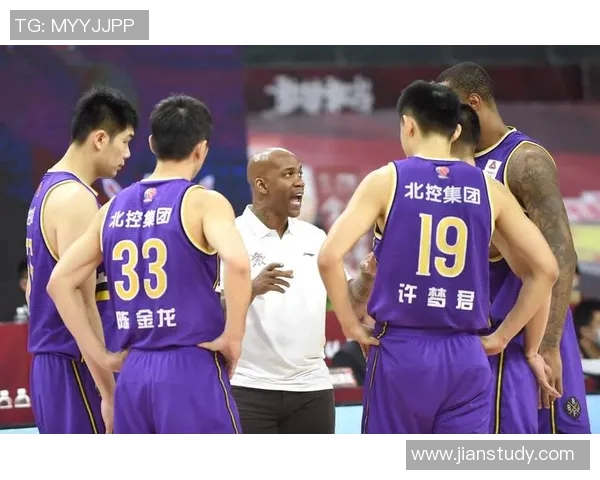 北京篮球队防守反击战术分析及其成败得失探讨 北京篮球队防守反击战术分析及其成败得失探讨