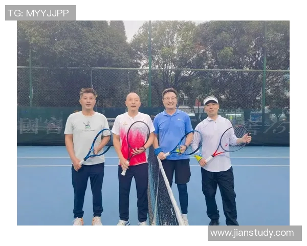 成都网球队引领最新网球配合TOP10榜单展现实力与风采 成都网球队引领最新网球配合TOP10榜单展现实力与风采