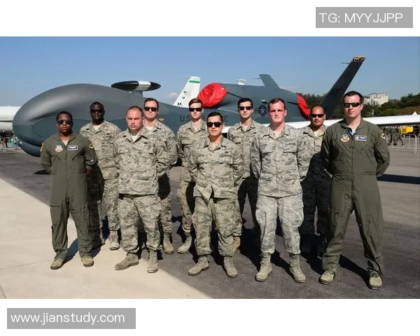 日本足球天才崛起引发全球瞩目成就与挑战并存的传奇之路 日本足球天才崛起引发全球瞩目成就与挑战并存的传奇之路