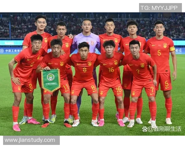 未来之星崛起足球界新一代天才球员的崭露头角与发展潜力分析 未来之星崛起足球界新一代天才球员的崭露头角与发展潜力分析