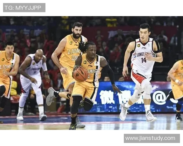 杭州篮球队强势领跑杯赛积分榜目前积分达到76分领先群雄 杭州篮球队强势领跑杯赛积分榜目前积分达到76分领先群雄