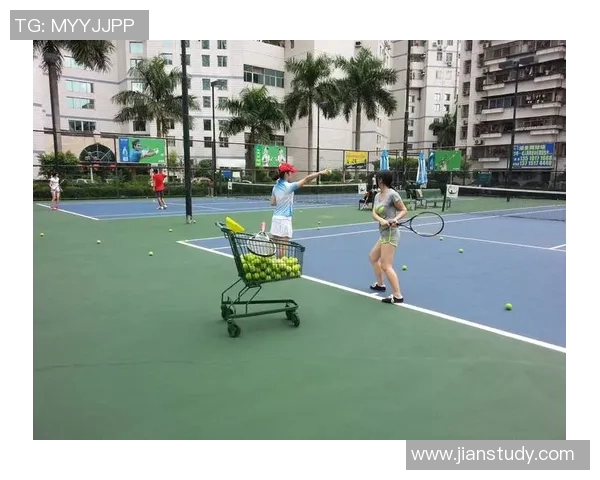 深圳网球队以63分领跑城市联赛积分榜展现强劲实力